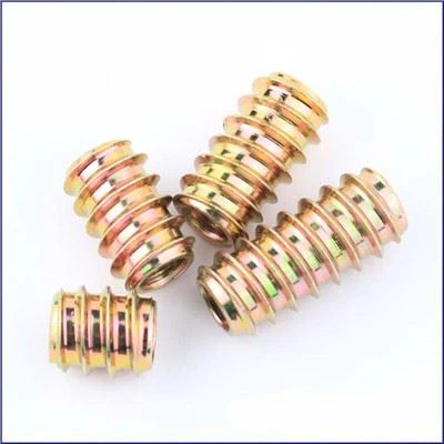 Insertos roscados y pernos para muebles de madera